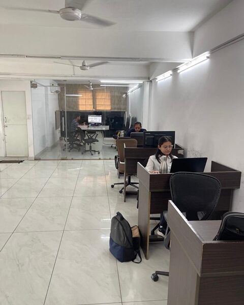 Office Space for Rent in Ambawadi Ahmedabad